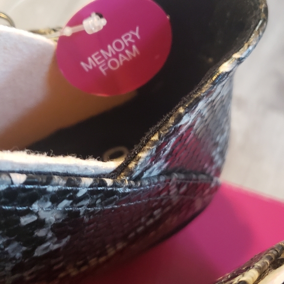 SO Angelfish Ankle Boots - Picture 5 of 7